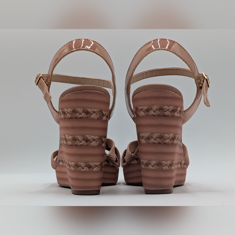 NEW Moleca Wedge Platform Sandals Women Size US 8 /EU 39 Nude/Pink Gold Buckles - Picture 15 of 17